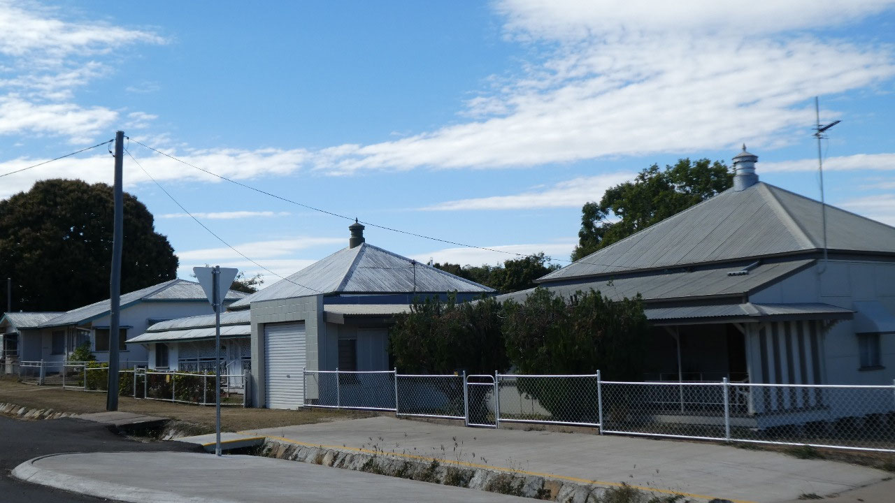 Macrossan Park Rest Stop near Charters Towers FNQ